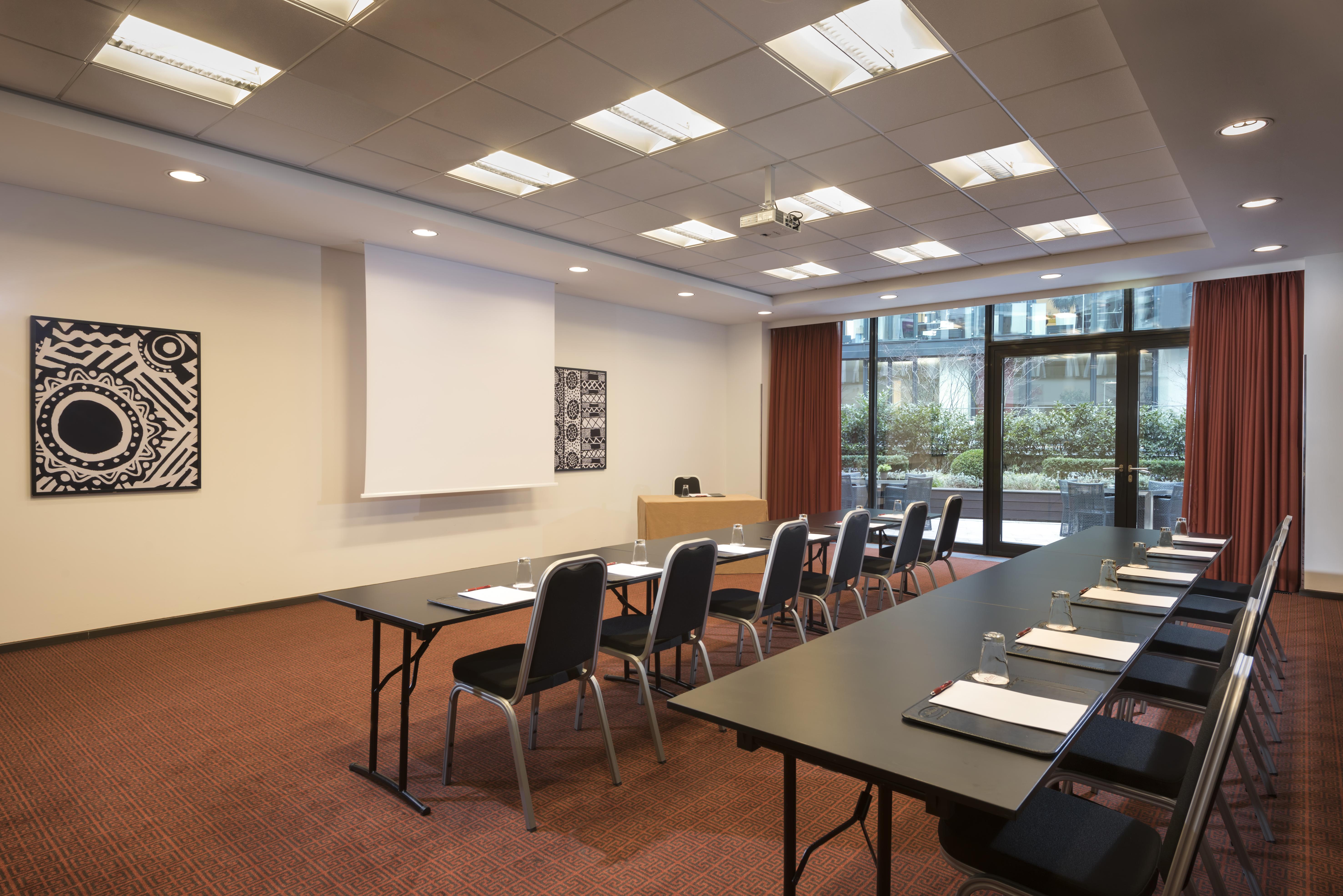 Adina Apartment Hotel Berlin Mitte — Photos 1